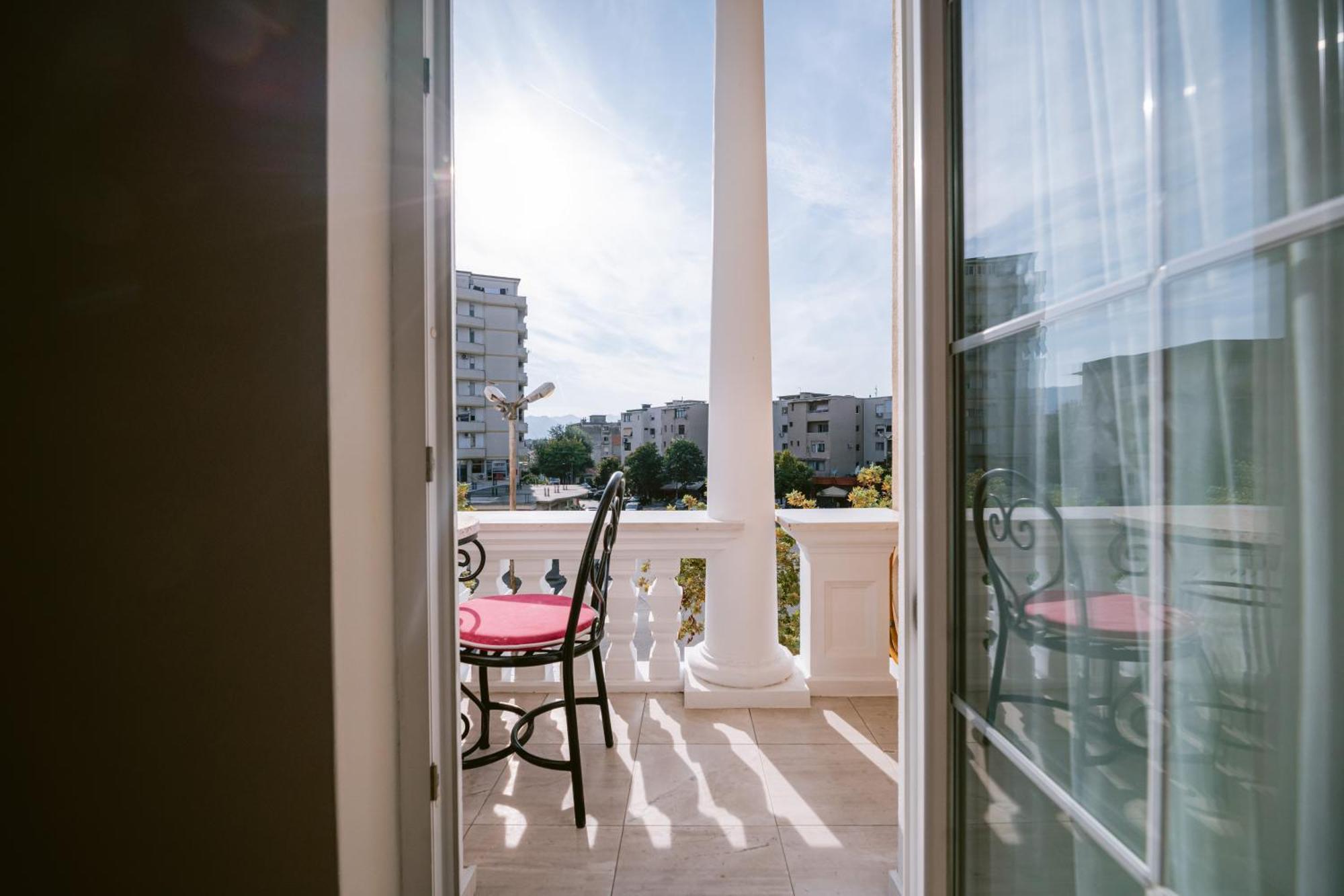 Tribute Hotel Shkoder Exterior photo